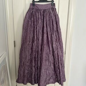 Gorgeous formal flowy skirt: wedding guest approved!